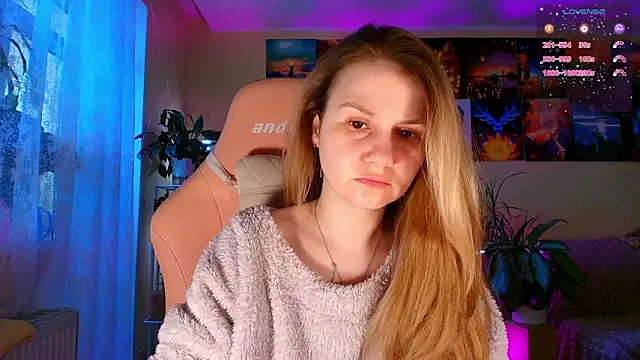 GoodWitch  online show from February 2026 09:41:01 AM