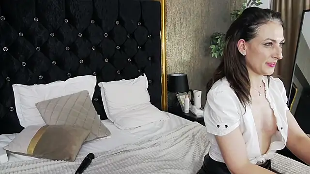 LisaCroft online show from February 2025 09:13:02 AM