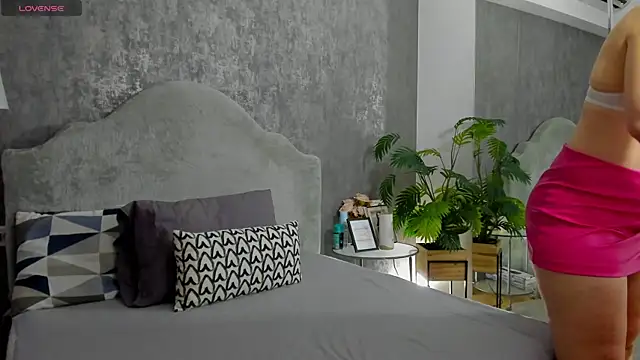 LisaCroft online show from February 2026 07:49:01 AM