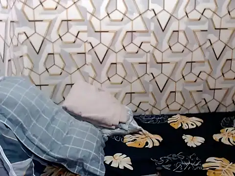 Snapshot of CasandraDiaz chatting on October 2025 04:24:02 AM CasandraDiaz online show from October 2025 04:24:02 AM