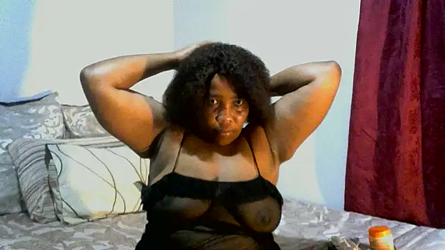 Snapshot of LadyLillyX chatting on March 2026 07:06:02 PM LadyLillyX online show from March 2026 07:06:02 PM