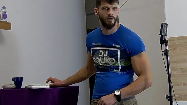 MauroTwin online show from January 2025 04:08:01 PM