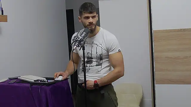 MauroTwin online show from February 2025 05:46:01 PM