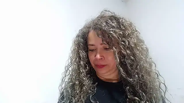 dalilasquirt1 online show from October 2025 01:47:01 AM