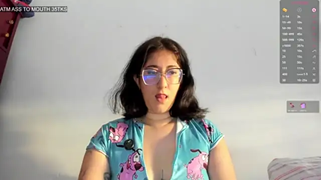 Snapshot of Sharoncrazy_1 chatting on June 2026 10:12:02 PM Sharoncrazy 1 online show from June 2026 10:12:02 PM