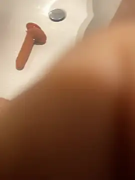 tunneltom online show from February 2026 09:10:01 PM