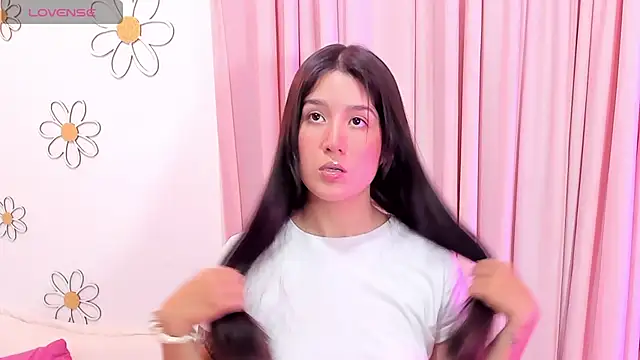 Snapshot of Dulce_andrea__ chatting on February 2026 12:07:02 AM Dulce andrea online show from February 2026 12:07:02 AM