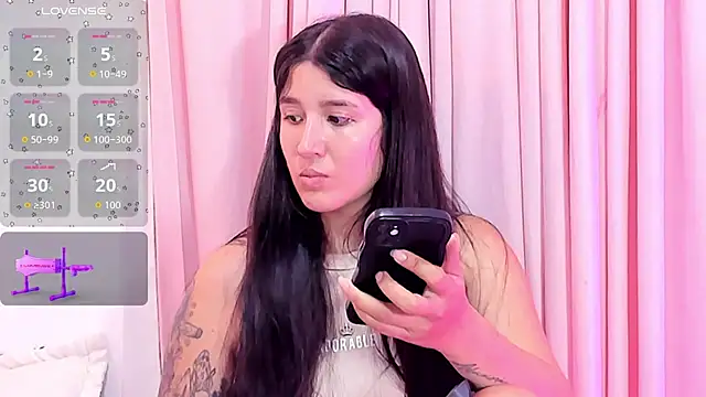 Snapshot of Dulce_andrea__ chatting on February 2026 05:57:02 PM Dulce andrea online show from February 2026 05:57:02 PM