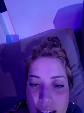 Snapshot of mskuddo chatting on February 2026 11:25:01 PM mskuddo online show from February 2026 11:25:01 PM