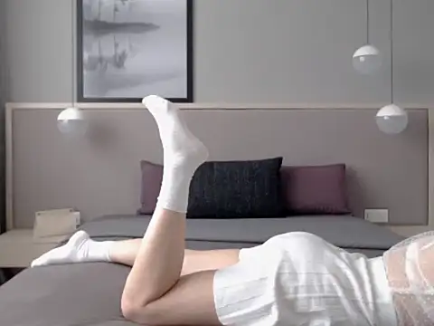 ShySchoolGirl online show from October 2025 10:47:02 AM