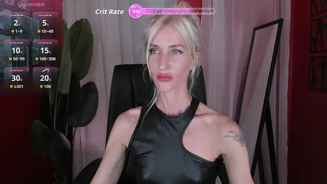CindySw online show from July 2026 10:11:01 AM