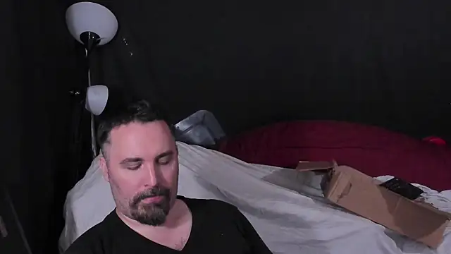 Metalstud online show from April 2026 12:46:02 AM