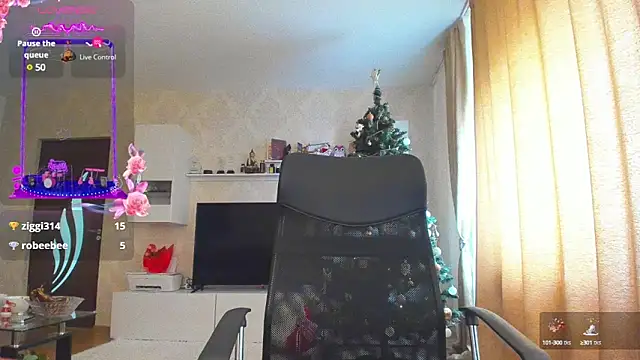 hot evil queen online show from December 2024 10:39:01 AM