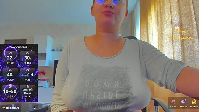 hot evil queen online show from October 2025 07:31:02 AM