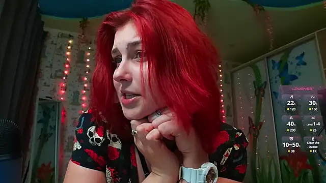 Snapshot of SmokyRose chatting on January 2025 11:43:02 AM SmokyRose online show from January 2025 11:43:02 AM