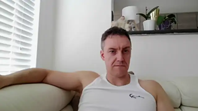 ploki2180 online show from April 2026 12:25:01 PM