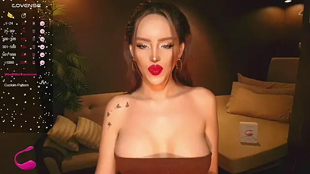 Snapshot of PrettyWomanxxx chatting on May 2026 11:07:01 AM PrettyWomanxxx online show from May 2026 11:07:01 AM