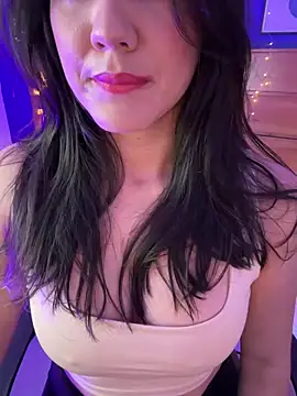 Snapshot of mahia_queen chatting on April 2026 10:57:02 AM mahia queen online show from April 2026 10:57:02 AM