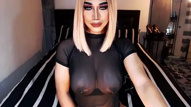 MassiveCockxMistress online show from April 2026 01:00:02 AM