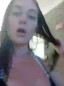 Snapshot of LilliThelo chatting on December 2024 09:45:01 PM LilliThelo online show from December 2024 09:45:01 PM