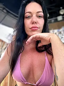 LilliThelo online show from December 2025 03:13:02 AM