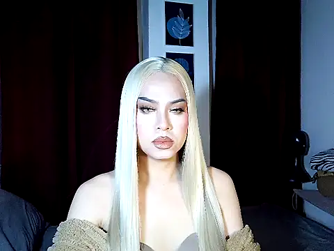 Snapshot of MistressLuna1 chatting on February 2026 10:11:01 PM MistressLuna1 online show from February 2026 10:11:01 PM