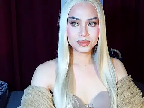 Snapshot of MistressLuna1 chatting on February 2026 12:26:01 PM MistressLuna1 online show from February 2026 12:26:01 PM