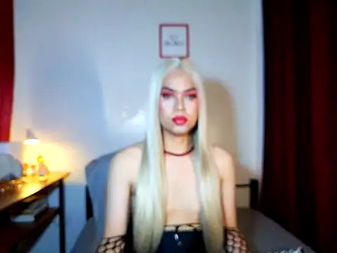 Snapshot of MistressLuna1 chatting on April 2026 06:14:02 PM MistressLuna1 online show from April 2026 06:14:02 PM