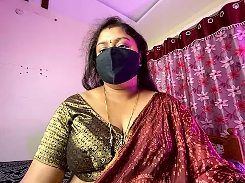 Snapshot of Love_4Sex chatting on May 2026 02:39:01 AM Love 4Sex online show from May 2026 02:39:01 AM