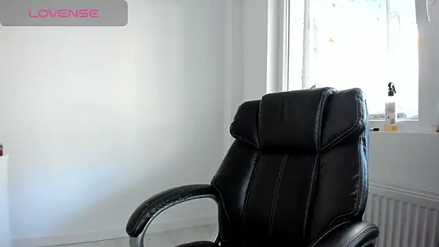 DiamondKay online show from October 2025 06:27:02 AM