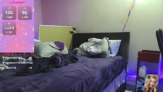 Blondiewithanass online show from October 2025 02:03:02 AM