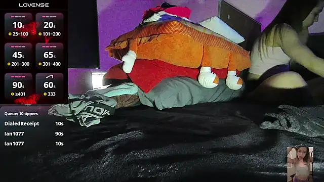 Blondiewithanass online show from April 2026 09:39:33 PM