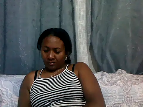 sexyladii online show from November 2025 05:15:02 PM