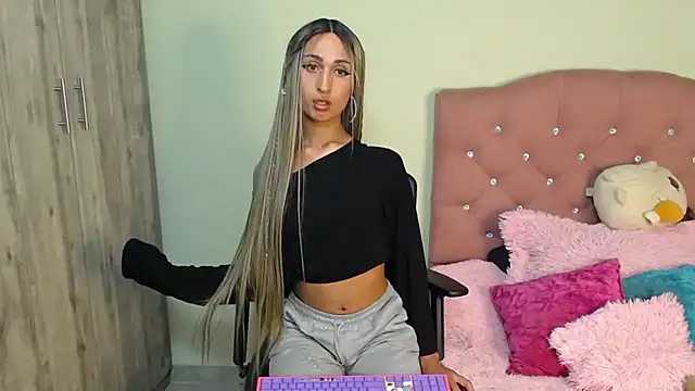 camy doll online show from December 2024 01:36:01 AM