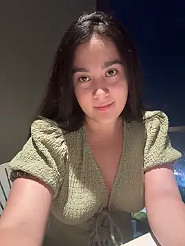 Snapshot of Nina_lovi chatting on May 2026 01:03:02 AM Nina lovi online show from May 2026 01:03:02 AM