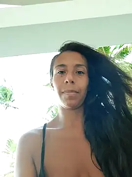 Luna-Natural online show from November 2025 09:05:02 PM