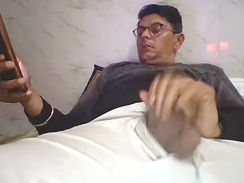 Kumarjay330 online show from February 2026 05:27:02 PM