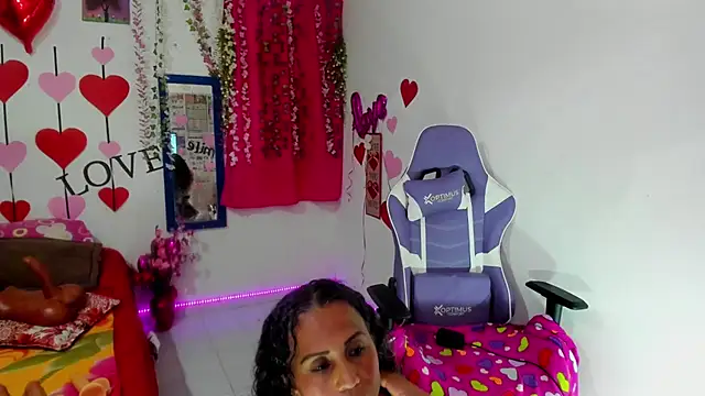 Snapshot of samantha__smile chatting on October 2025 06:39:01 PM samantha smile online show from October 2025 06:39:01 PM