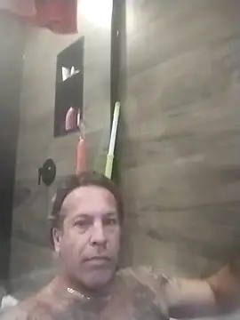 trucker1979 online show from October 2025 06:08:01 PM