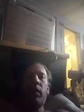 trucker1979 online show from December 2025 05:29:01 PM