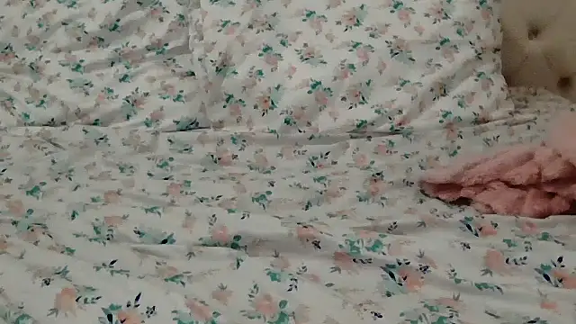 beautylovess online show from February 2026 10:37:01 PM