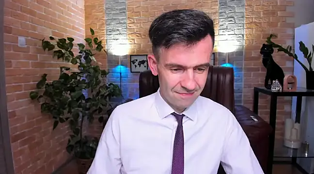 SteveTiger online show from February 2025 04:14:01 PM