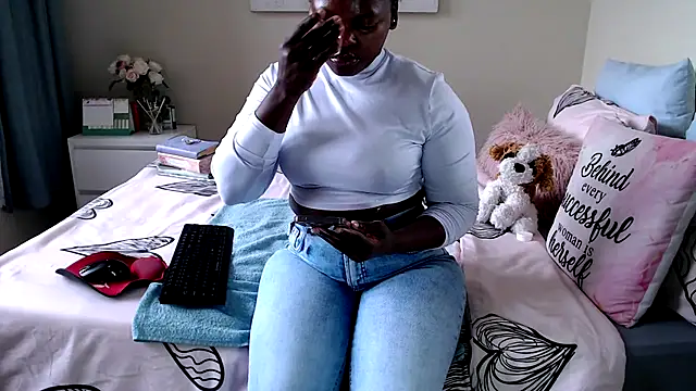 FitSelina66 online show from July 2026 08:39:02 AM