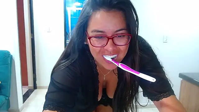 Ixchel Anaid online show from March 2025 12:43:01 PM