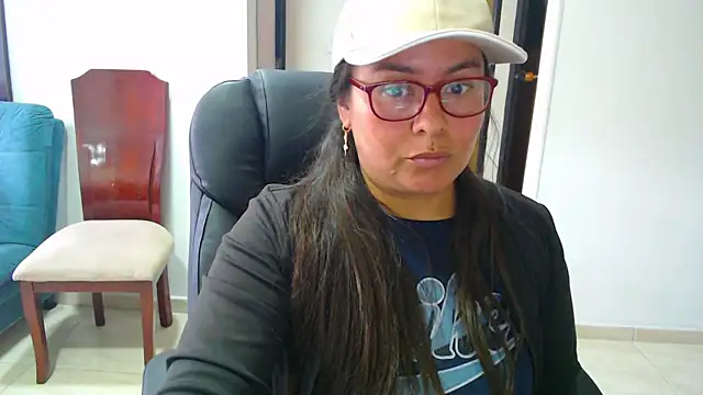 Ixchel Anaid online show from September 2025 01:25:02 PM