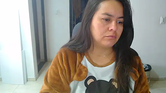 Ixchel Anaid online show from October 2025 11:52:02 AM