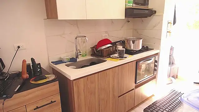 Tits  sweet online show from January 2025 03:46:01 PM