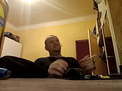 MrWhitePL online show from December 2024 08:28:02 PM