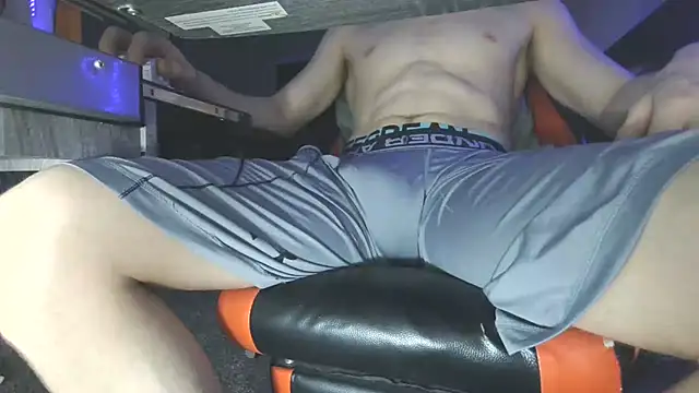 Dick and muscles online show from March 2025 03:02:02 AM