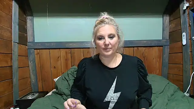 lisaxlovexxx online show from October 2025 04:59:01 PM